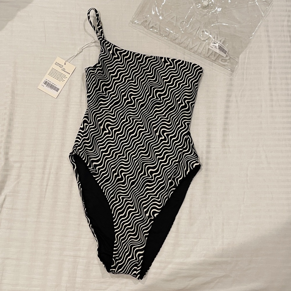 Monday Swimwear Sicily One Piece Size P [NWT]